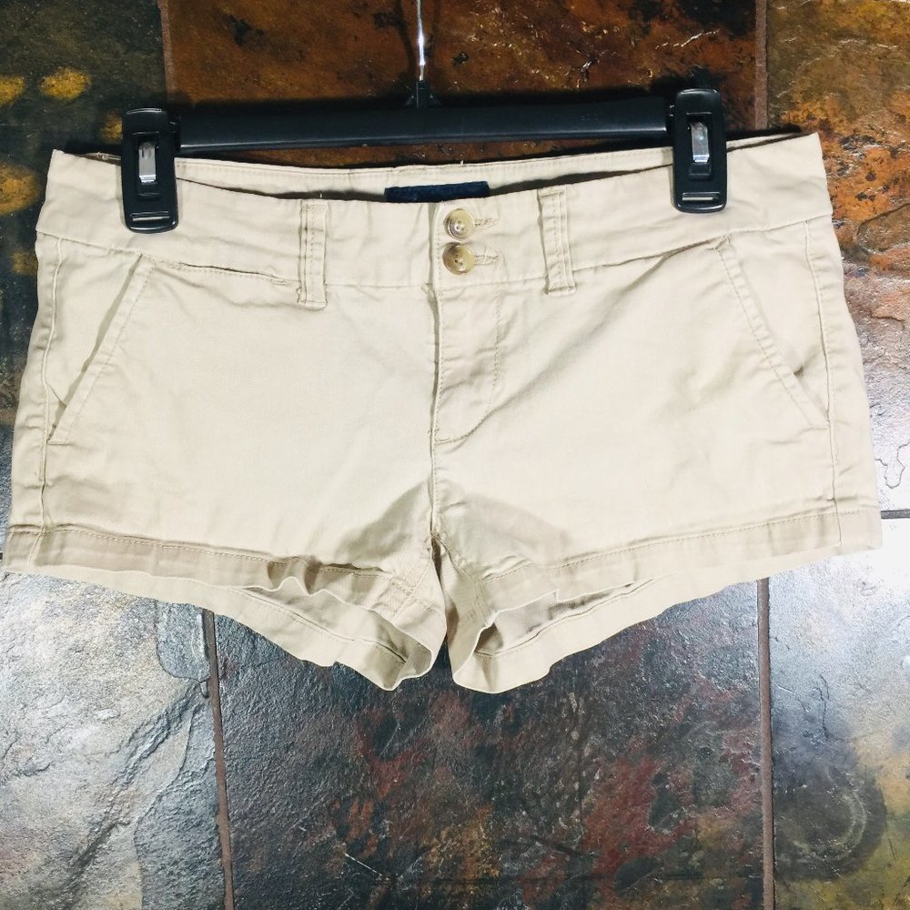 American Eagle Outfitters low rise khaki shorts